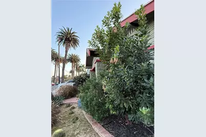 287 Kennebec Avenue, Long Beach, CA 90803 - Photo 3