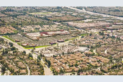 13050 Arborwalk Ln, Tustin, CA 92782 - Photo 37