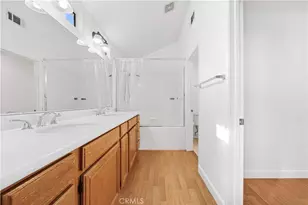 13050 Arborwalk Ln, Tustin, CA 92782 - Photo 25