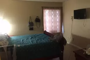 801 S Lyon St, Santa Ana, CA 92705 - Photo 5