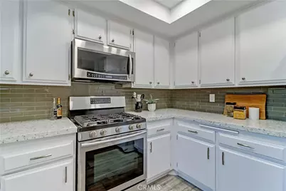 8566 Sierra #911-C, Huntington Beach, CA 92646 - Photo 13