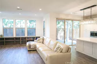 109 Sugar Cane, Irvine, CA 92620 - Photo 5