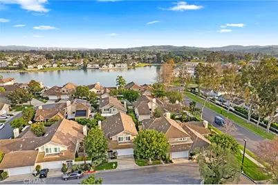 9 Singingwood #35, Irvine, CA 92614 - Photo 27