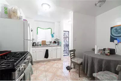 340 W 62nd Street, Los Angeles, CA 90003 - Photo 37