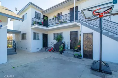 340 W 62nd Street, Los Angeles, CA 90003 - Photo 5