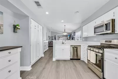 976 Miraflores Drive, Corona, CA 92882 - Photo 15