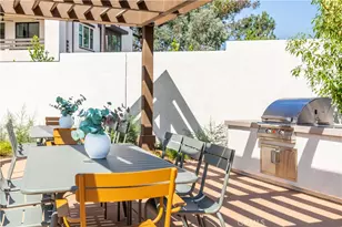 129 Evergreen Ln, Claremont, CA 91711 - Photo 3