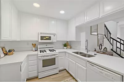 15 Windchime, Aliso Viejo, CA 92656 - Photo 11