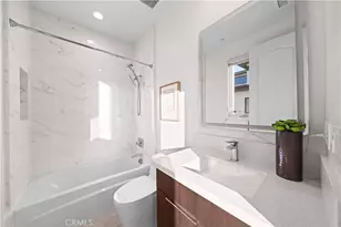 83 Lunar, Irvine, CA 92618 - Photo 57