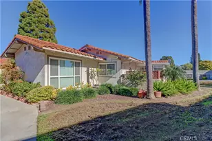 2273 Via Mariposa, Laguna Woods, CA 92637 - Photo 35