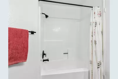 3573 W Greentree Cir #C, Anaheim, CA 92804 - Photo 35