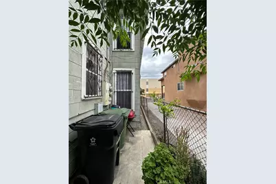 1737 E Gage, Los Angeles, CA 90001 - Photo 3