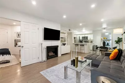 906 N Doheny #303, West Hollywood, CA 90069 - Photo 9