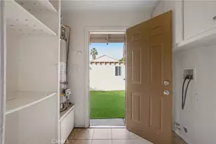6325 Alviso Ave, Los Angeles, CA 90043 - Photo 15