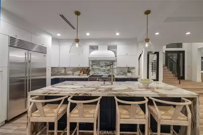 16572 Grimaud, Huntington Beach, CA 92649 - Photo 5