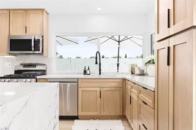 24091 Marathon, Mission Viejo, CA 92691 - Photo 17