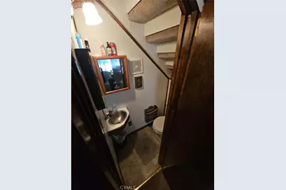 33076 Robin Ln, Running Springs, CA 92308 - Photo 9