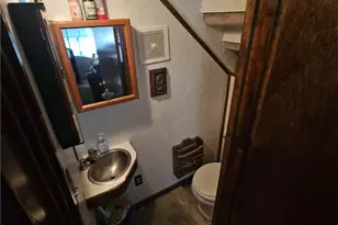 33076 Robin Ln, Running Springs, CA 92308 - Photo 9