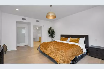 4240 Laurel Canyon Boulevard #306, Studio City, CA 91604 - Photo 11