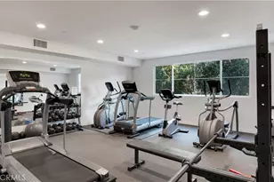 4240 Laurel Canyon Blvd, Studio City, CA 91604 - Photo 23