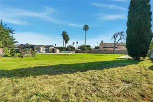 11355 Desmond St, Garden Grove, CA 92841 - Photo 13