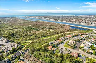 2074 Meadow View Ln, Costa Mesa, CA 92627 - Photo 3