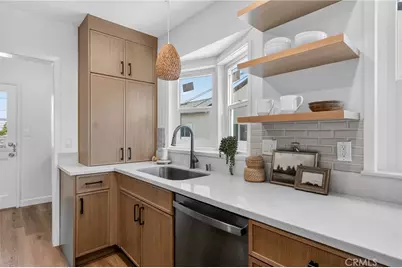 6133 W 83rd, Los Angeles, CA 90045 - Photo 15