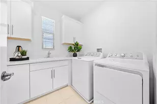 188 Fixie, Irvine, CA 92618 - Photo 25