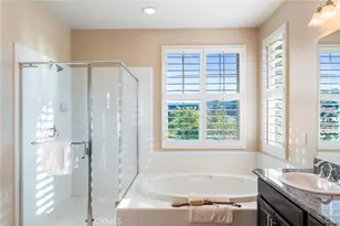 22494 Brightwood Pl, Saugus, CA 91350 - Photo 27