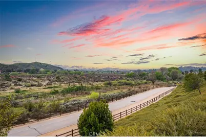 22494 Brightwood Place, Saugus, CA 91350 - Photo 67