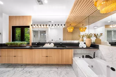 701 Trenton, Beverly Hills, CA 90210 - Photo 55