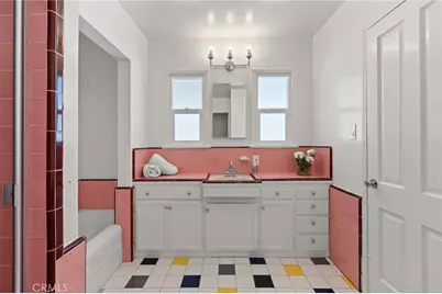 5857 Nagle, Sherman Oaks, CA 91401 - Photo 27