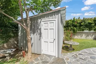 5857 Nagle, Sherman Oaks, CA 91401 - Photo 37