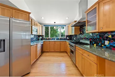 5857 Nagle, Los Angeles, CA 91401 - Photo 11
