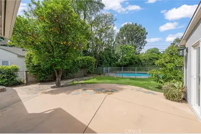 5857 Nagle, Los Angeles, CA 91401 - Photo 31