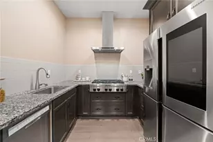 46 Shadybend, Irvine, CA 92602 - Photo 7