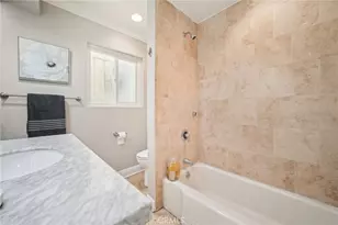 1405 E 1st St, Long Beach, CA 90802 - Photo 13