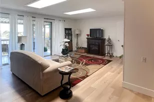 1980 McKinney Way #13R (M15), Seal Beach, CA 90740 - Photo 13