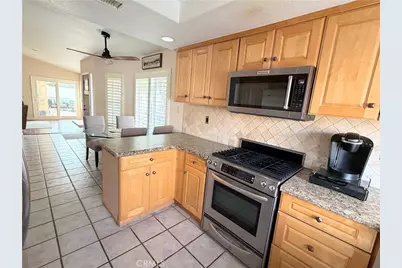 11 Dewberry, Rancho Santa Margarita, CA 92688 - Photo 5