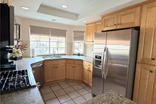 11 Dewberry, Rancho Santa Margarita, CA 92688 - Photo 3