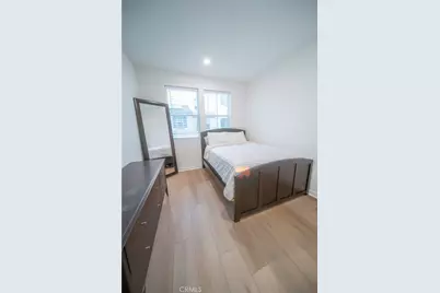 17952 Seaglass Drive, Huntington Beach, CA 92647 - Photo 9