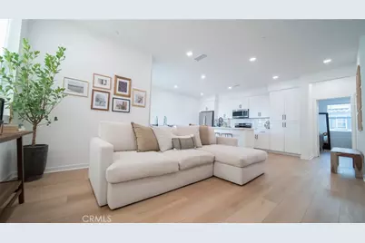 17952 Seaglass Drive, Huntington Beach, CA 92647 - Photo 7