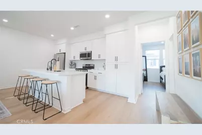 17952 Seaglass Drive, Huntington Beach, CA 92647 - Photo 3