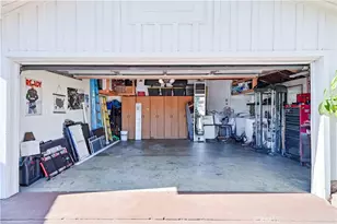 21005 Longworth, Lakewood, CA 90715 - Photo 49