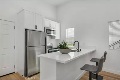 12571 Kensington Lane, Garden Grove, CA 92840 - Photo 11