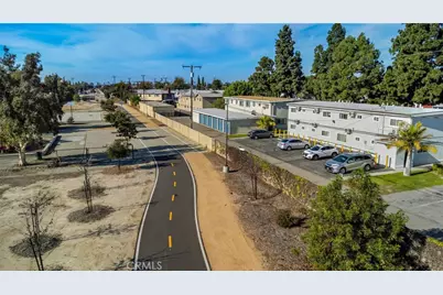 12571 Kensington Lane, Garden Grove, CA 92840 - Photo 17