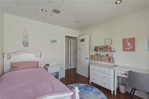 13231 Fiji Way, Marina del Rey, CA 90292 - Photo 27