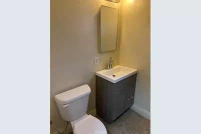 10529 Grape, Los Angeles, CA 90002 - Photo 7