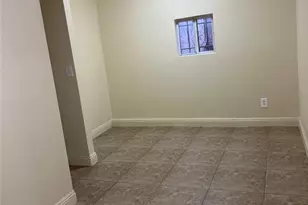 10529 Grape, Los Angeles, CA 90002 - Photo 5