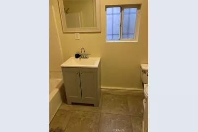 10529 Grape, Los Angeles, CA 90002 - Photo 11